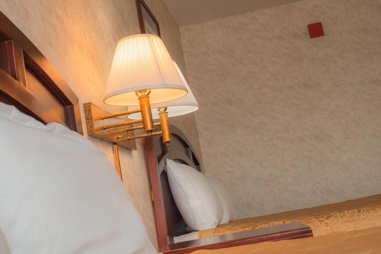 Colfax Inn By Marifah Esterno foto